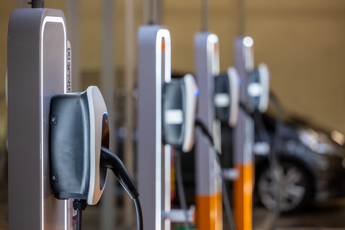 Station borne de recharge electrique